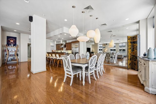 914 Main Street 801, Houston, TX 77002
