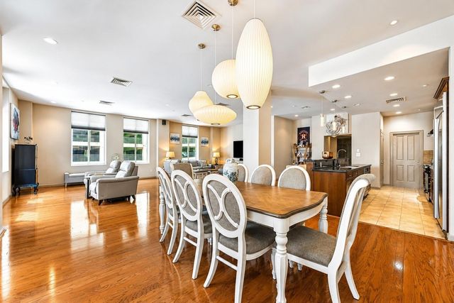914 Main Street 801, Houston, TX 77002