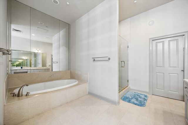 914 Main Street 801, Houston, TX 77002