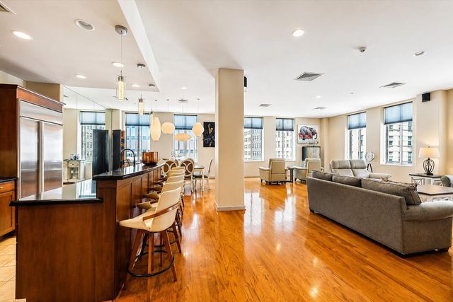 914 Main Street 801, Houston, TX 77002