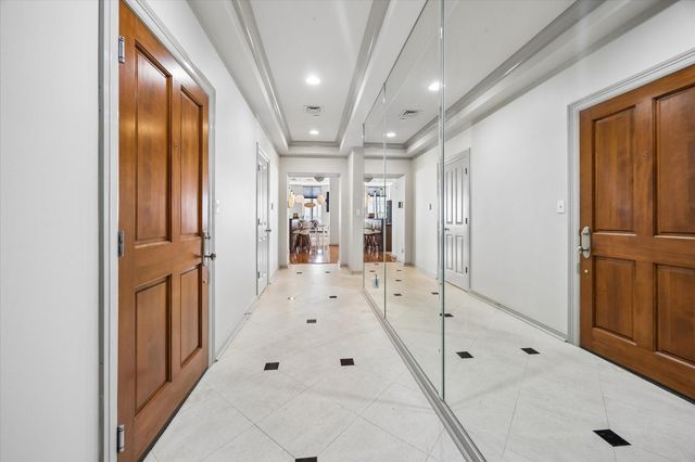 914 Main Street 801, Houston, TX 77002