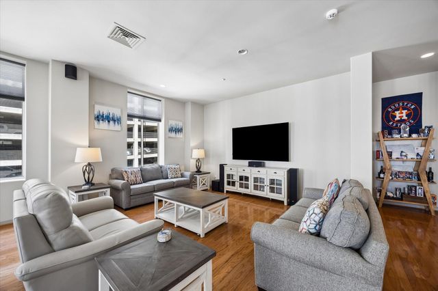 914 Main Street 801, Houston, TX 77002
