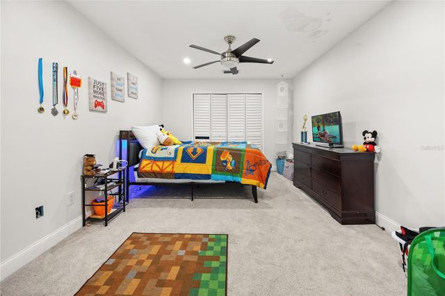 1746 CARILLON PARK DRIVE, Oviedo, FL 32765