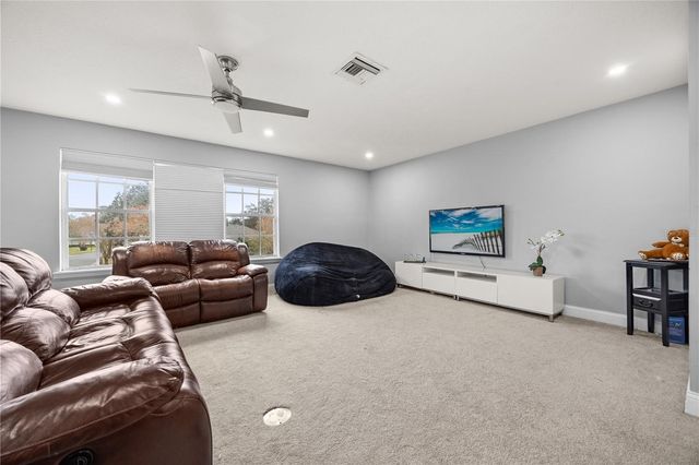 1746 CARILLON PARK DRIVE, Oviedo, FL 32765