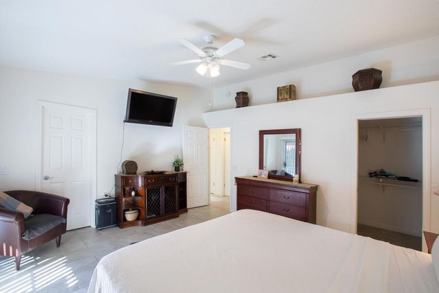 51880 Avenida Madero, La Quinta, CA 92253