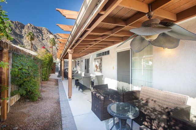 51880 Avenida Madero, La Quinta, CA 92253