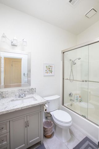 51880 Avenida Madero, La Quinta, CA 92253