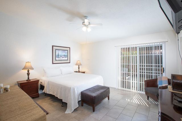 51880 Avenida Madero, La Quinta, CA 92253