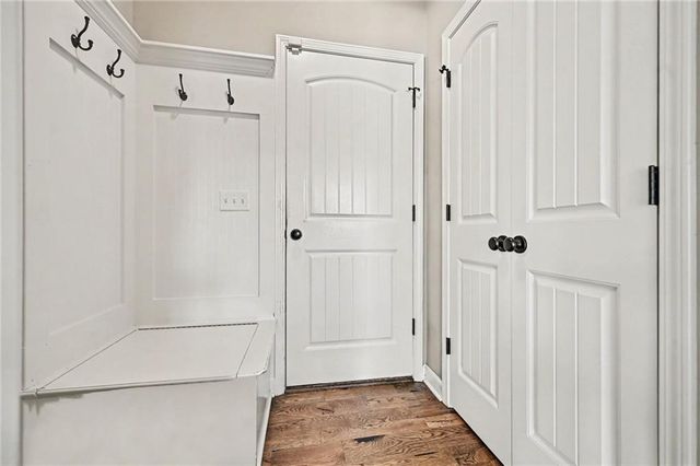 10318 N Fisk Avenue, Kansas City, MO 64154