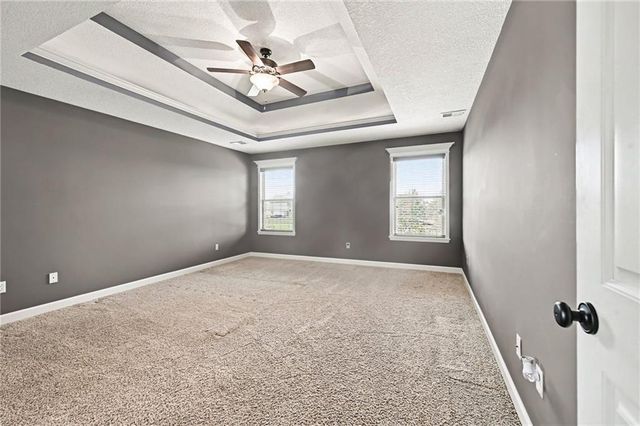 10318 N Fisk Avenue, Kansas City, MO 64154