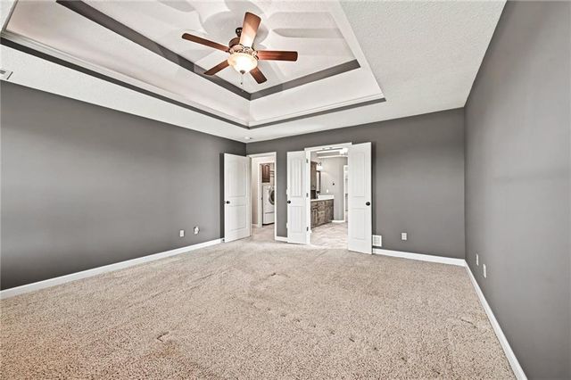 10318 N Fisk Avenue, Kansas City, MO 64154