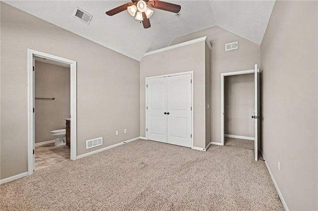 10318 N Fisk Avenue, Kansas City, MO 64154