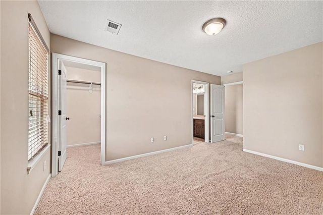 10318 N Fisk Avenue, Kansas City, MO 64154