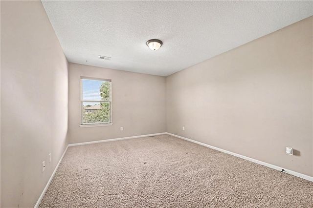 10318 N Fisk Avenue, Kansas City, MO 64154