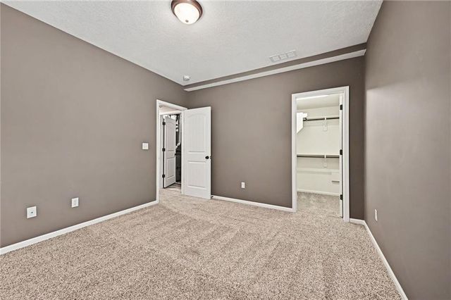 10318 N Fisk Avenue, Kansas City, MO 64154