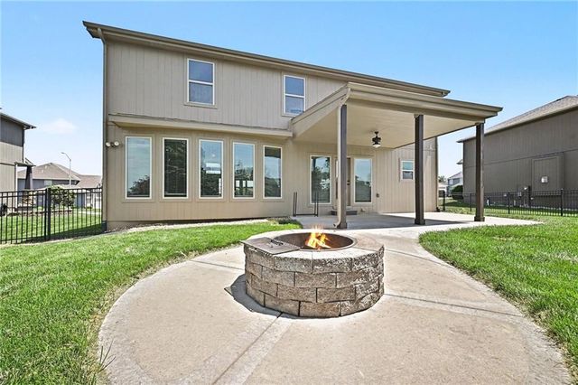 10318 N Fisk Avenue, Kansas City, MO 64154