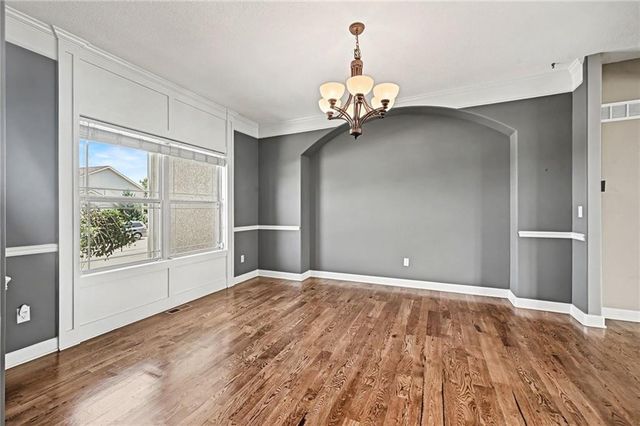 10318 N Fisk Avenue, Kansas City, MO 64154