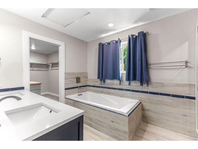 2509 Greenmont Dr, Fort Collins, CO 80524