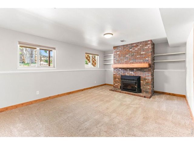 2509 Greenmont Dr, Fort Collins, CO 80524