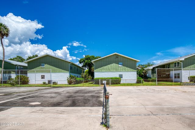 840 Center Ave Apt 26, Holly Hill, FL 32117