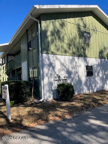 840 Center Ave Apt 26, Holly Hill, FL 32117