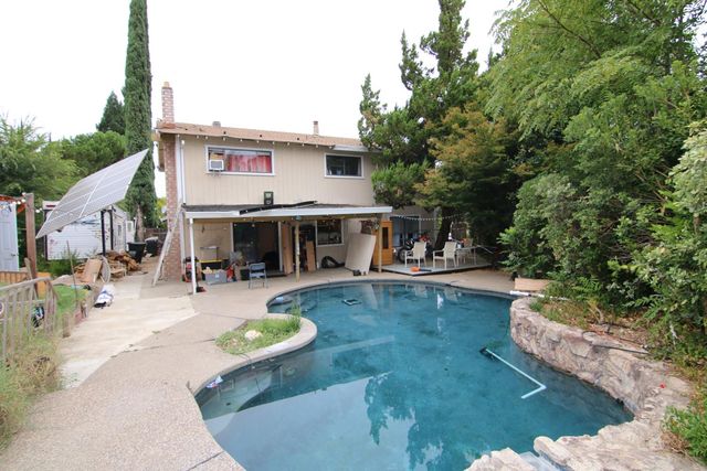 5018 Rimwood Dr, Fair Oaks, CA 95628