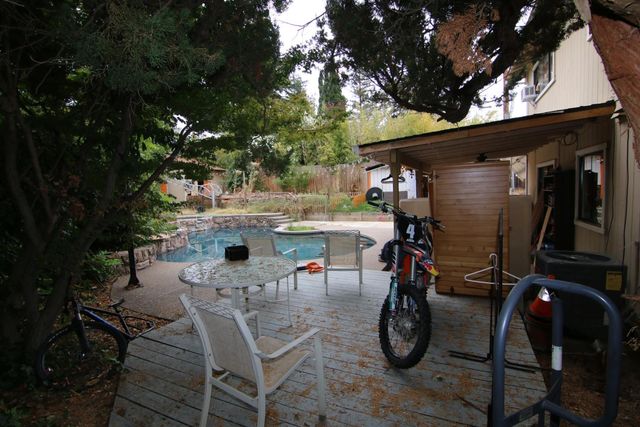 5018 Rimwood Dr, Fair Oaks, CA 95628