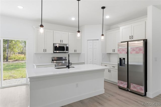 9575 N Langdon Road, Citrus Springs, FL 34434