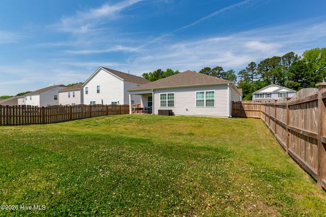 1015 Saddlebrook Drive, Rocky Mount, NC 27804