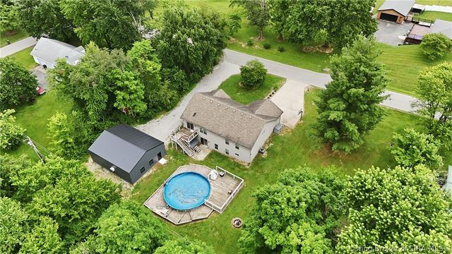 8425 Locust Drive, Charlestown, IN 47111