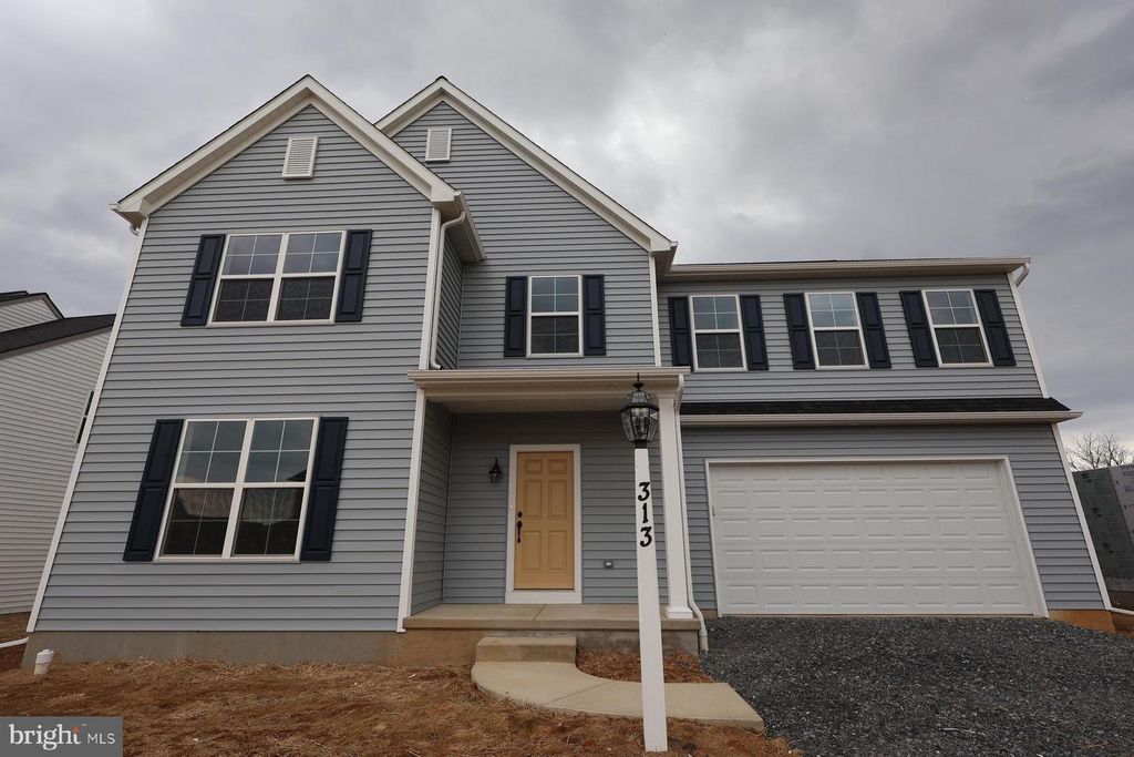 320 RESERVE LN, Mechanicsburg, PA 17050