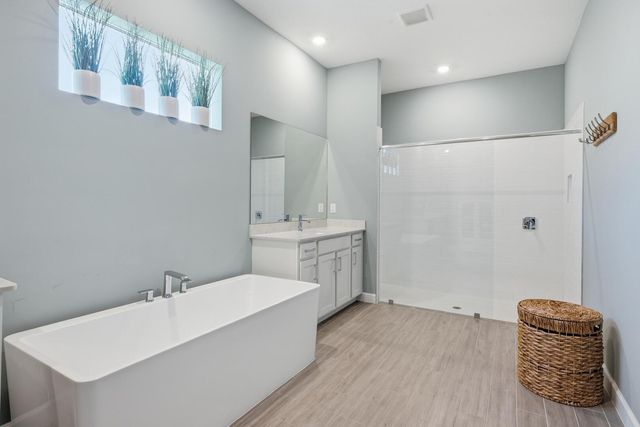 829 Hookline Circle, Loxahatchee, FL 33470