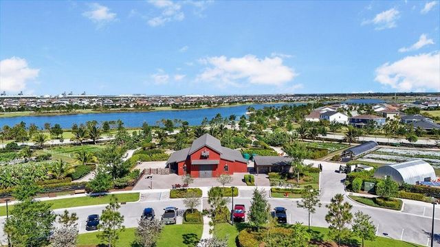 829 Hookline Circle, Loxahatchee, FL 33470