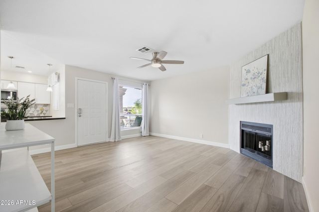 602 W Hononegh Drive 1, Phoenix, AZ 85027