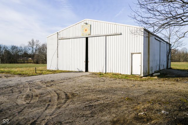 8675 N State Highway 3, North Vernon, IN 47265