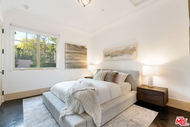 8 Beverly Ridge Terrace, Beverly Hills, CA 90210