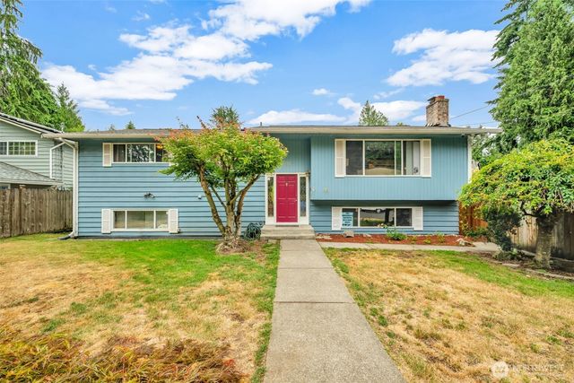 302 N 188th Street, Shoreline, WA 98133