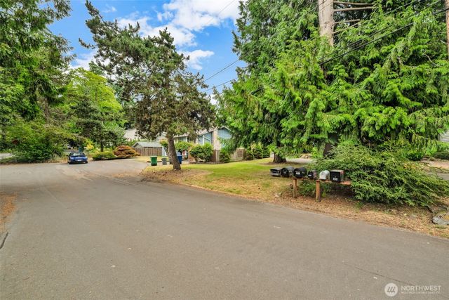 302 N 188th Street, Shoreline, WA 98133