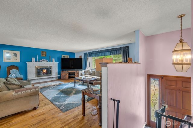 302 N 188th Street, Shoreline, WA 98133
