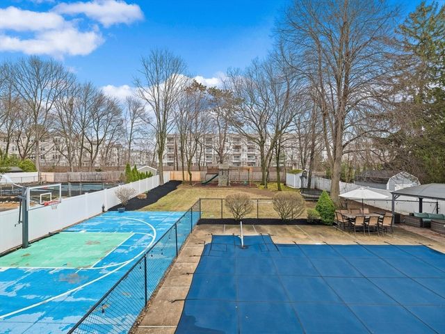 84 Curtis Street, Reading, MA 01867