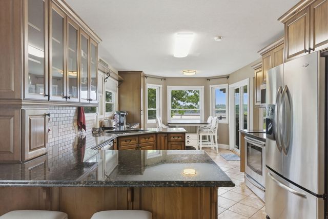 169 Waterscape Road, Ridgedale, MO 65739