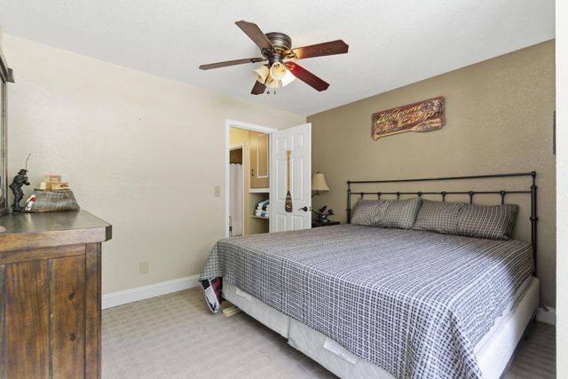 169 Waterscape Road, Ridgedale, MO 65739