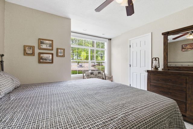169 Waterscape Road, Ridgedale, MO 65739