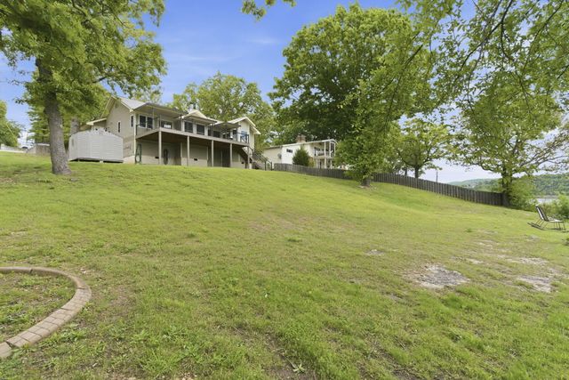 169 Waterscape Road, Ridgedale, MO 65739
