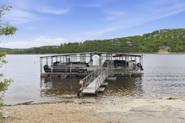 169 Waterscape Road, Ridgedale, MO 65739