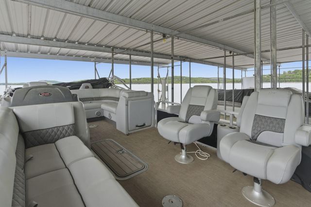 169 Waterscape Road, Ridgedale, MO 65739