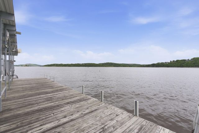 169 Waterscape Road, Ridgedale, MO 65739