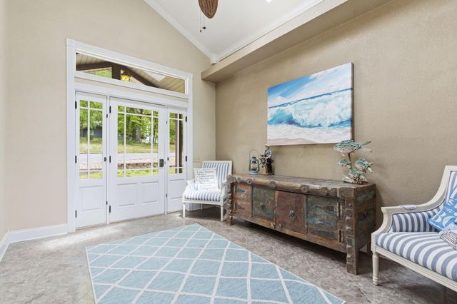169 Waterscape Road, Ridgedale, MO 65739