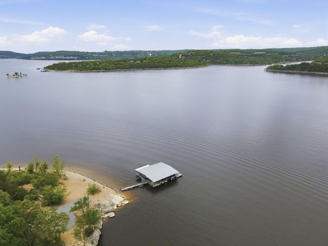 169 Waterscape Road, Ridgedale, MO 65739
