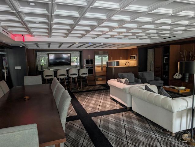 1205 Pacific Hwy 2504, San Diego, CA 92101